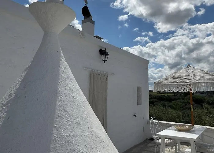 Trullo Donna Gina Con Terrazza 洛科罗通多